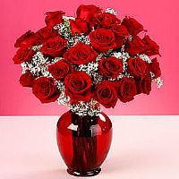 red vase and red roses form turkey